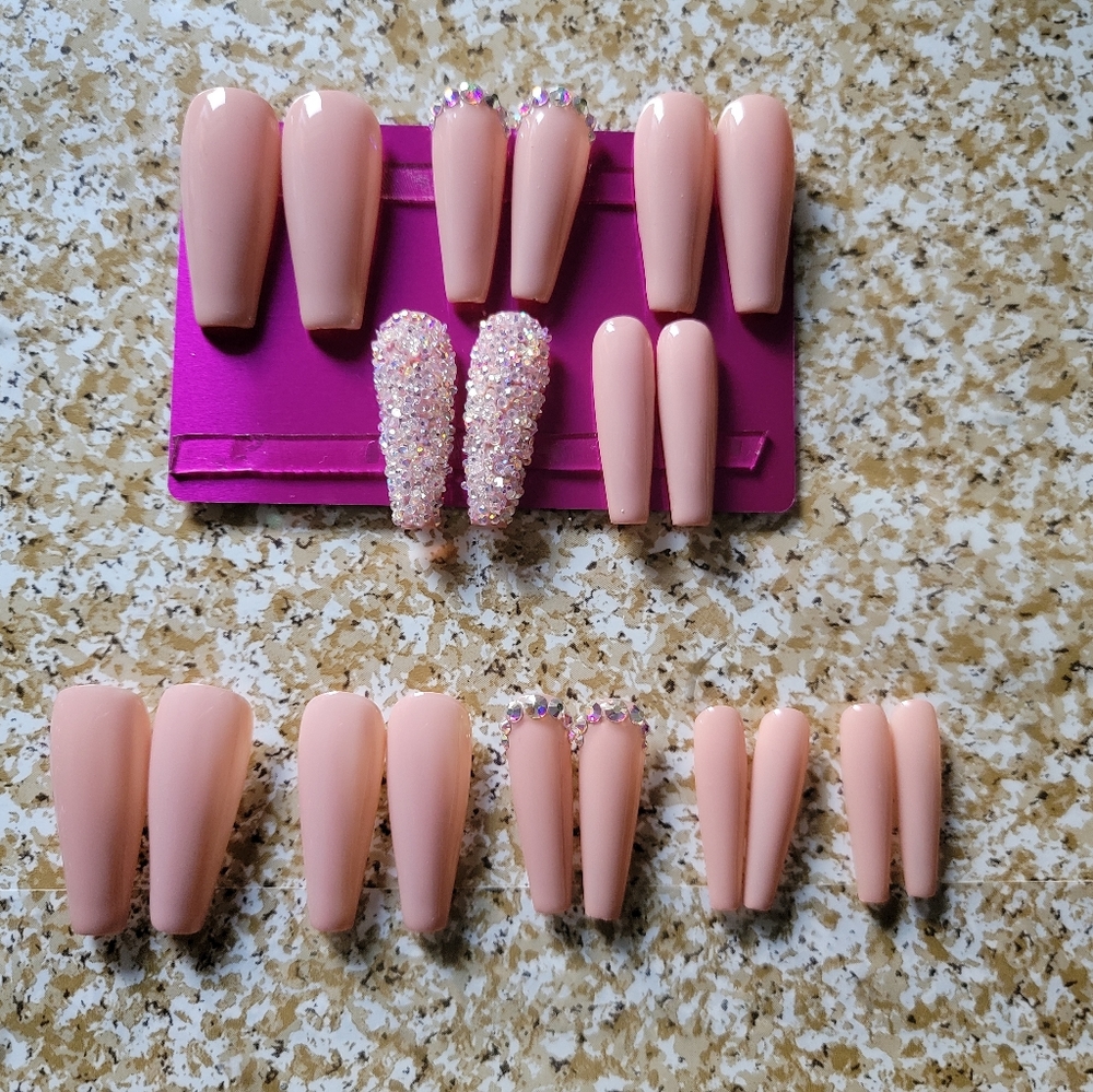 20 pc. Press on set (On Hold)